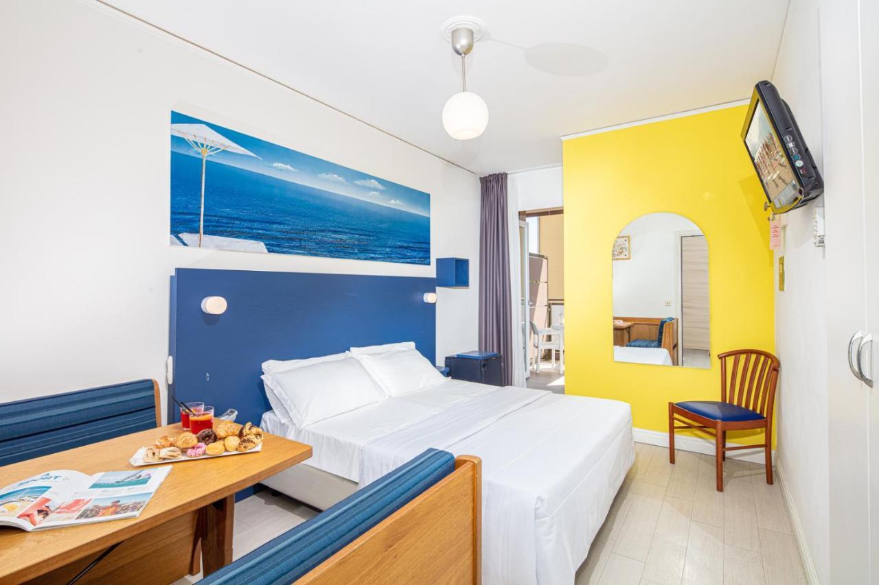 Hotel Alexander Bibione Extérieur photo