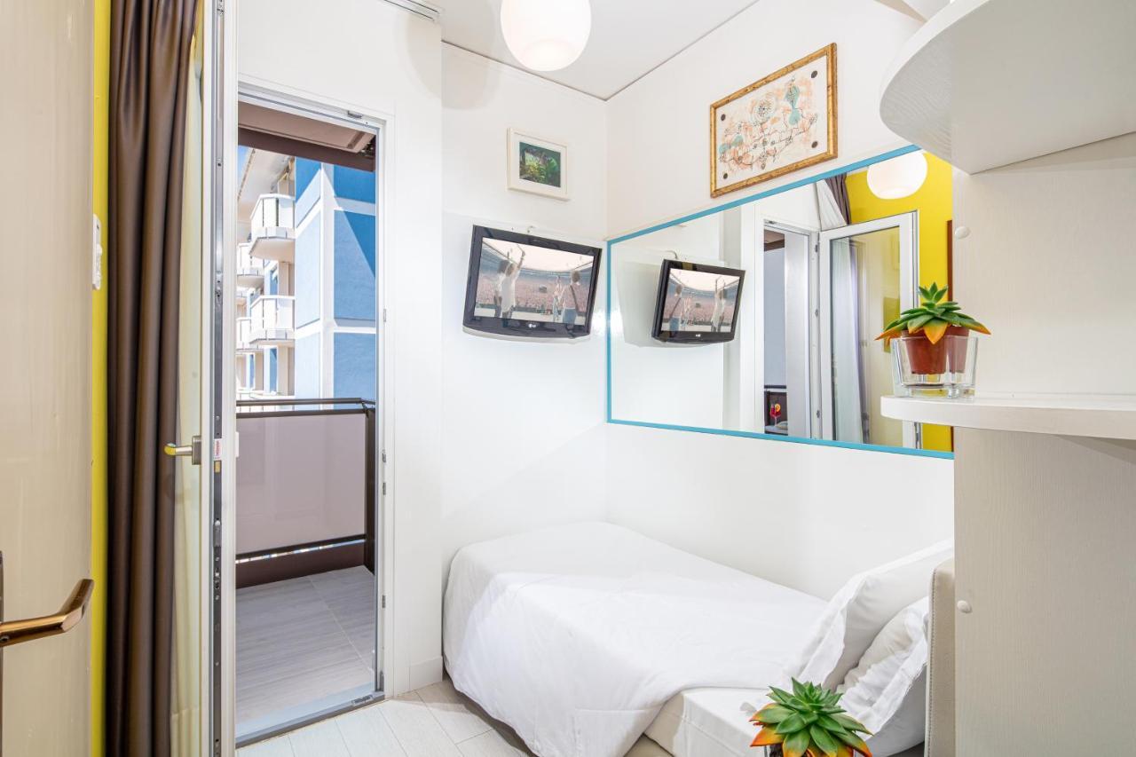 Hotel Alexander Bibione Extérieur photo