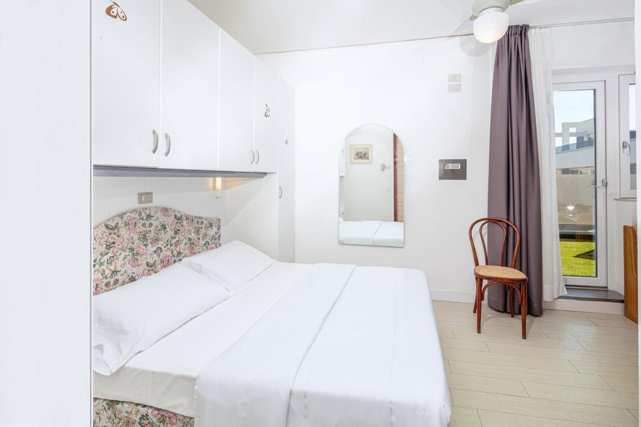 Hotel Alexander Bibione Extérieur photo