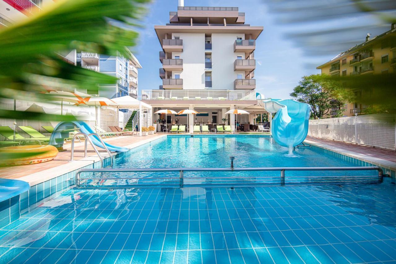 Hotel Alexander Bibione Extérieur photo