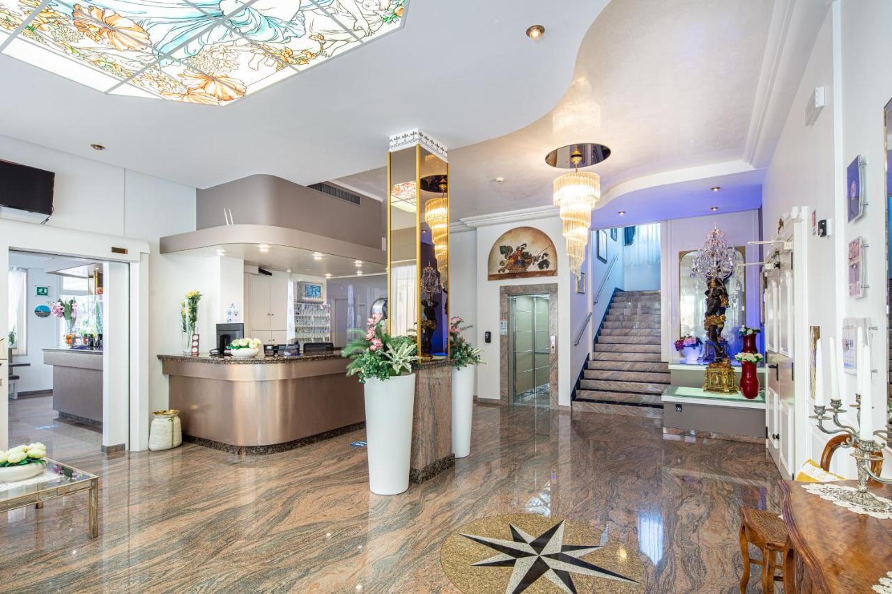 Hotel Alexander Bibione Extérieur photo